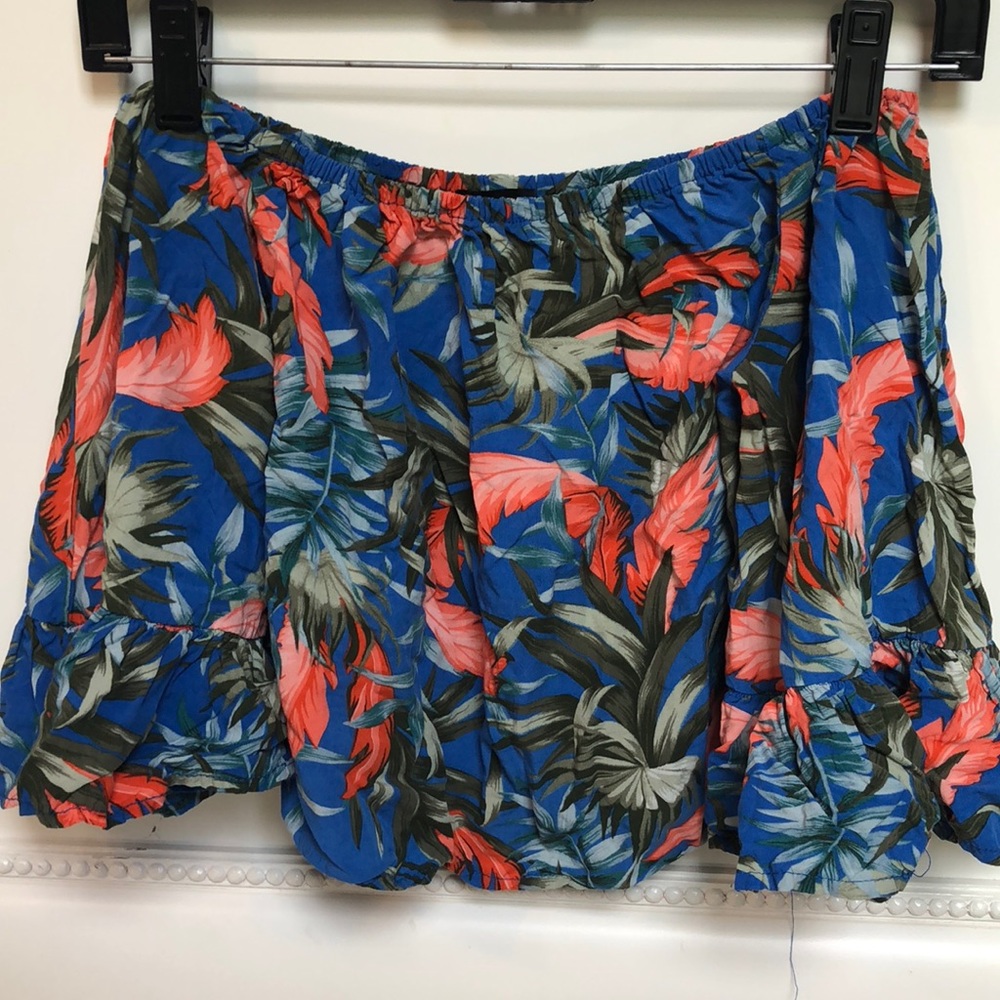 Floral off the shoulder crop top